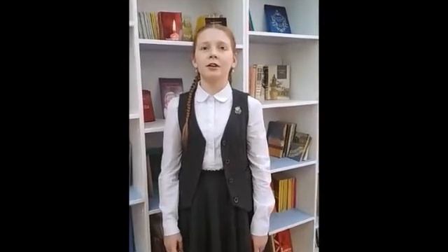 Страна читающая - Таисия Шумляева читает произведение "Молитва алтарника" Н. Агафонова смотреть онлайн