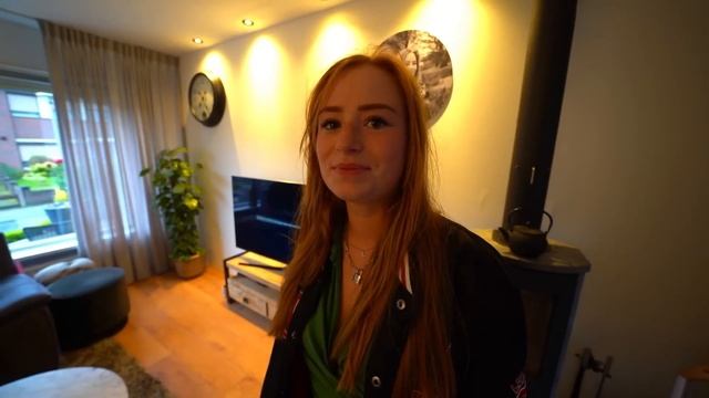 AUTO GARAGE IN MET BROMMER! смотреть онлайн