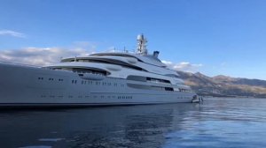 300 000 000$ OCEAN VICTORY visit PUERTO BANUS
