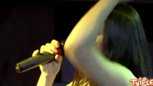 Видео. Евгения Отрадная - Облака плывут в Москву. Хорошее качество смотреть