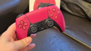 Распаковка и краткий осмотр Dual Sense PS5 Красный космос.