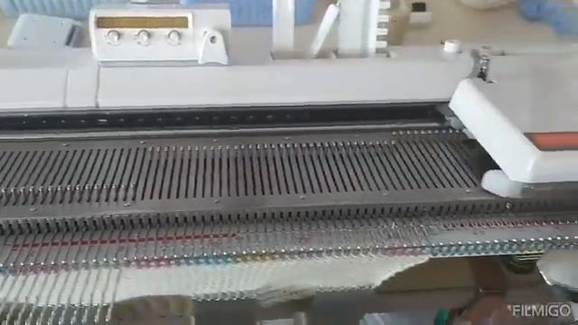 НОСКИ  ЗА  30 МИНУТ  НА ДВУХ ФОНТУРАХ.