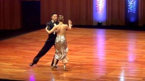 Mundial de Tango 2018  Julian Sanchez & Bruna Estellita Tango "De Floreo" Tango Bardo Rep: CABA.