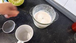Готовим дынное молоко. А что вы делаете с семечками дыни