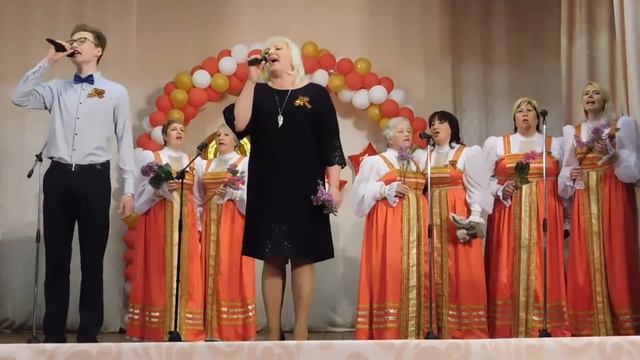 "Сирень Победы" слова и музыка - Галины Гончаровой смотреть онлайн