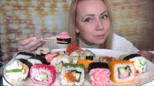Мукбанг Роллы Суши... Еда на камеру.. Русский мукбанг.