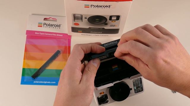 Polaroid Reparatur - Wechsel des Film Shield i-Type Kamera [DEU] смотреть онлайн