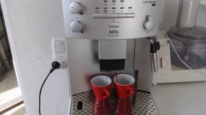 Кофемашина AEG Electrolux  Caffe Silenzio plus
