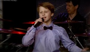 Петр Залетный  - "Red light"