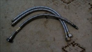 Армированные гибкие шланги. Сантехмины.