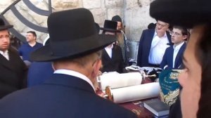 Еврейская молитва у Стены Плача