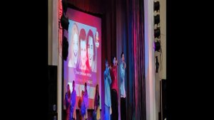 Тополиный пух