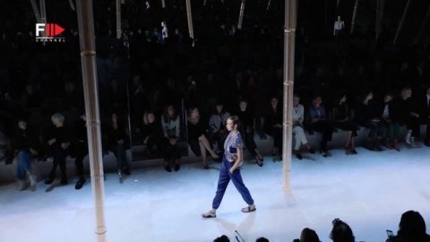 GIORGIO ARMANI Spring 2023 Milan - Fashion Channel