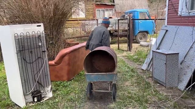 Расхламление дачного участка / Дашина дача 2022: выпуск 2