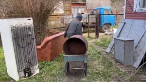 Расхламление дачного участка / Дашина дача 2022: выпуск 2