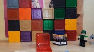 Обзор фигурки ROBLOX Pinewood Alien