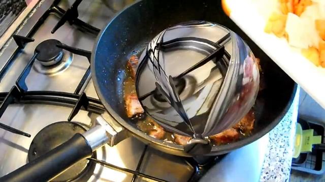 ЖАРКОЕ ПО-ДОМАШНЕМУ С МОЛОДОЙ КАРТОШКОЙ! ПРОСТО И ВКУСНО | Irina Belaja смотреть онлайн