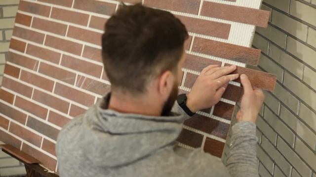Монтаж гибких облицовочных элементов с имитацией кирпича от ООО "Каменный век 21"