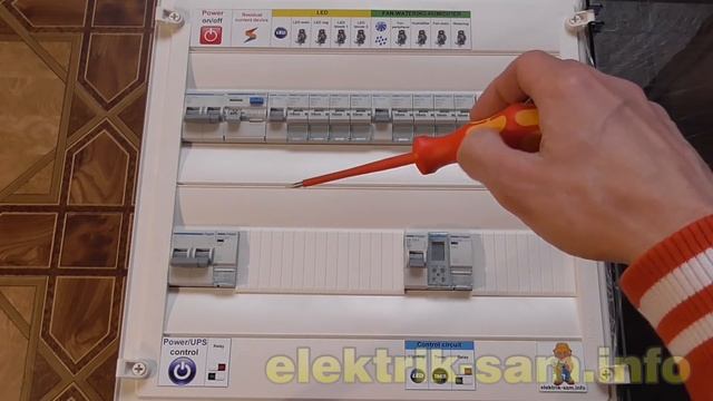Электрический щит автоматизации теплицы - обзор сборки щита