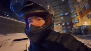 КУРЬЕР НА СКУТЕРЕ ЗИМОЙ