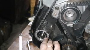 Рено Меган ТД 1,9л замена ремня Г. Р. М.