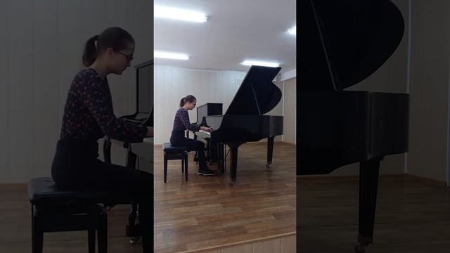 К . Дебюсси "Лунный свет ", Э.Бакиров "Плясовая", исполняет Алина Макашова. смотреть онлайн