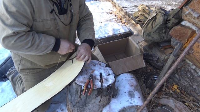 Охотничьи лыжи с камусом широкие, Поскряков, делаем кожаные петли на концах лыж смотреть онлайн
