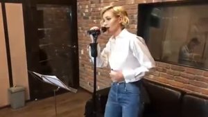 Полина Гагарина - Выше головы live (репетиция)