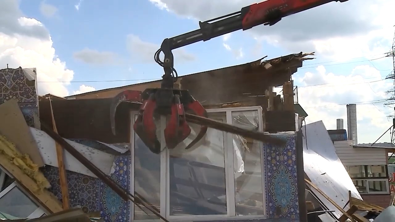 Работа по ликвидации самовольных, недостроенных и аварийных объектов в Мытищах продолжается