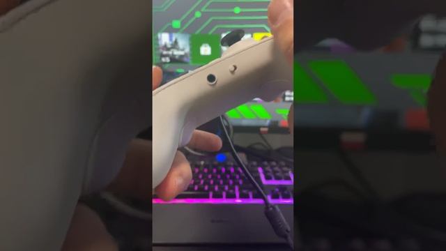 Лучший бюджетный геймпад для Xbox | 8BitDo смотреть онлайн