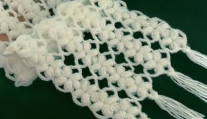 Вязание крючком: Ещё один цветочный узор для шарфов и палантинов