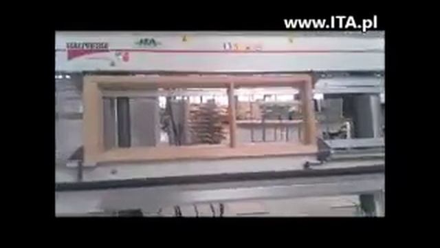 EUROTECH представляет: ITALPRESSE Universal CN гидравлическая вайма для сборки окон, дверей смотреть онлайн