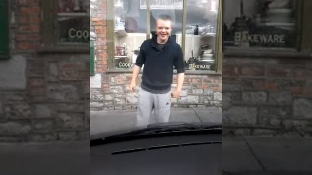 Sambo giving it socks смотреть онлайн