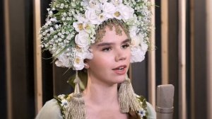 песня "Улица, улица широкая моя" исполняет Анастасия Мельник