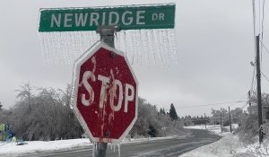 Ледяные дожди обрушились на восток Канады