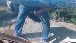 Вмятину на автомобиле можно убрать с помощью вантуза