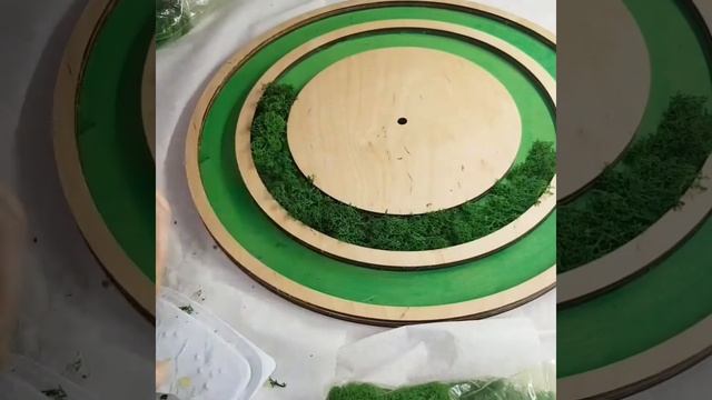 Часы со мхом своими руками