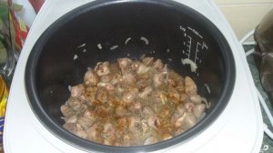 Тушеные куриные сердечки в мультиварке