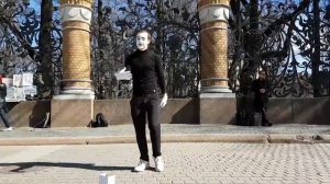 МИМ КЛАССНО ТАНЦУЕТ ТАНЦЫ НА УЛИЦЕ