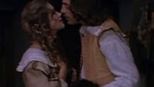 Режиссер устроил Ирине Алфёровой бойкот во время съёмок, и заменил ее голос на другой... смотреть онлайн