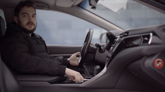 Машина-мем  Toyota Camry XV70