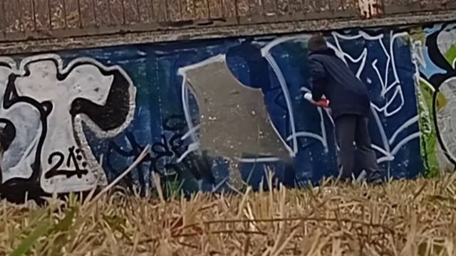 Влог чикаря #1.Тэггинг.Стикеры. Бомбинг .Граффити смотреть онлайн