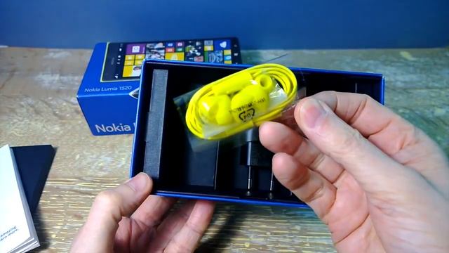 Nokia Lumia 1520 unboxing | Nokia Lumia 1520 распаковка смотреть онлайн