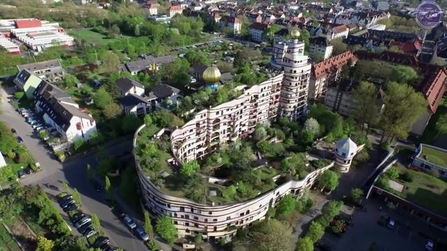 Топ 10 НЕОБЫЧНЫХ Жилых Домов, в которых живут люди // Дом-ботинок, дом-куб, тонкий дом и другие