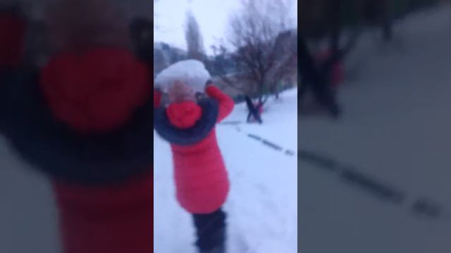 Прогулка с подругой смотреть онлайн