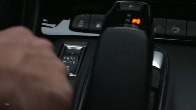 2020 Opel Grandland X Hybrid4 plug-in hybrid crossover