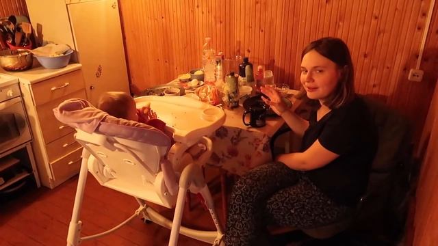 ВЛОГ: Обновка для Маруси! Бегаем и печём оладушки смотреть онлайн