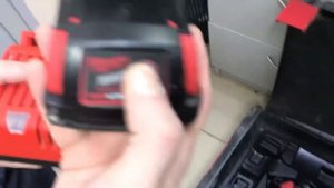 Шуруповёрт Milwaukee m18