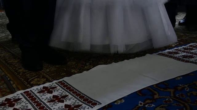 Весі́льний рушни́к
