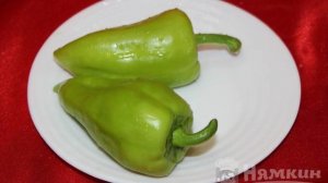 Фаршированный болгарский перец с колбасой в духовке